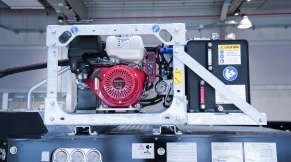 Self contained pony motor